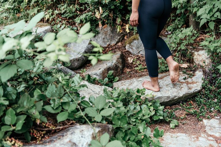 Beginner Guide to Mindful Walking: How to Walk with Awareness